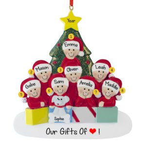 Personalized 8 Grandkids In Front Of Tree With Pet Ornament